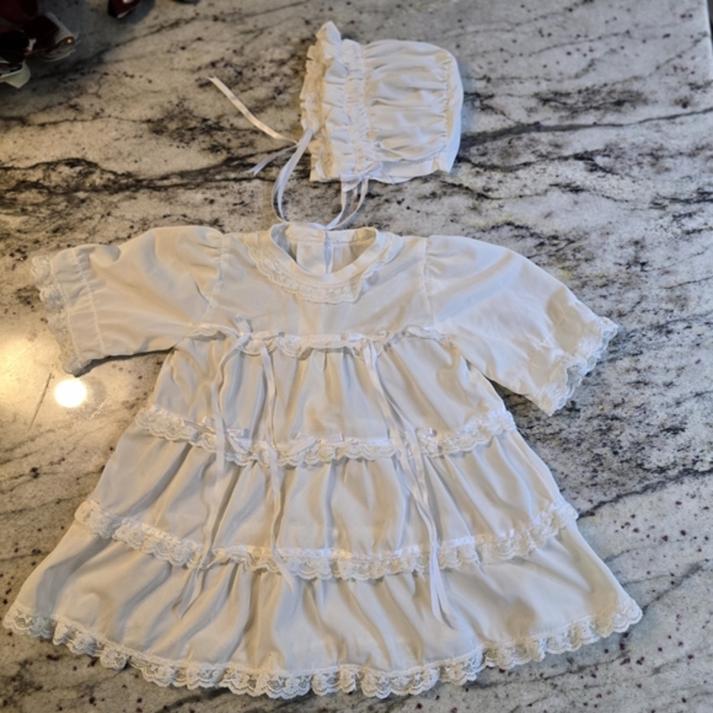 Baby Girl White Lace Ruffle Tiered Dress Bonnet Set Christening Baptism 6/9m